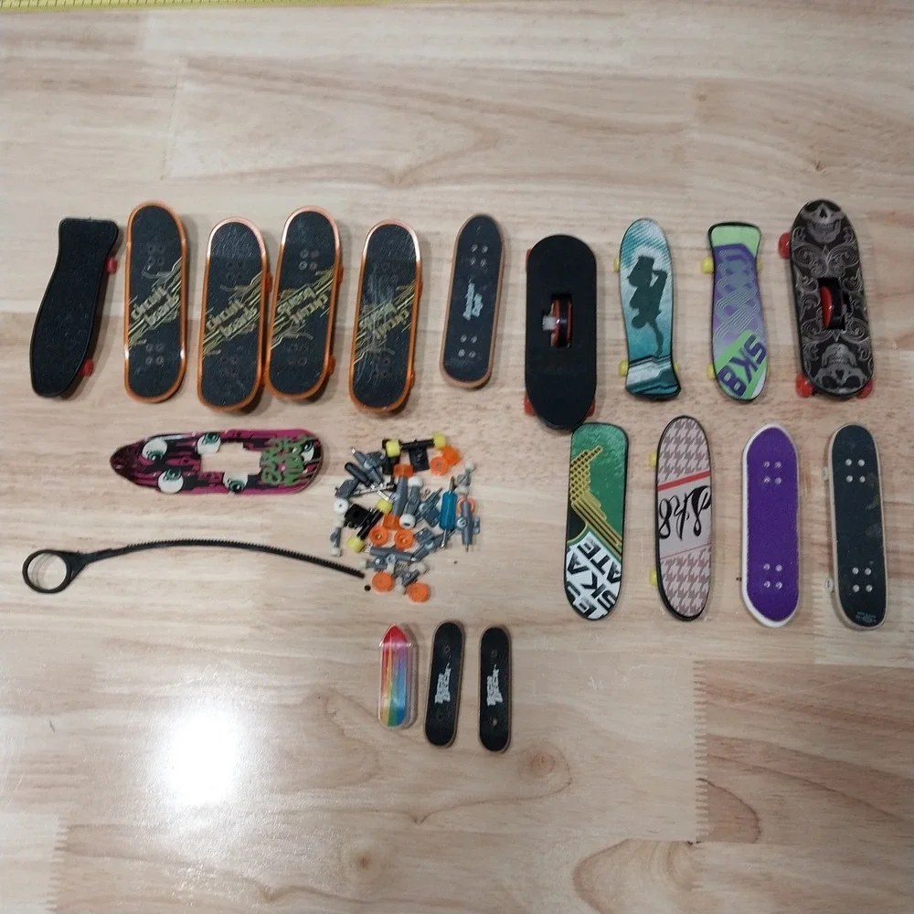 Tech Deck Birdhouse Fingerboard Lot Tony Hawk Clint Walker Skateboard Toys Parts